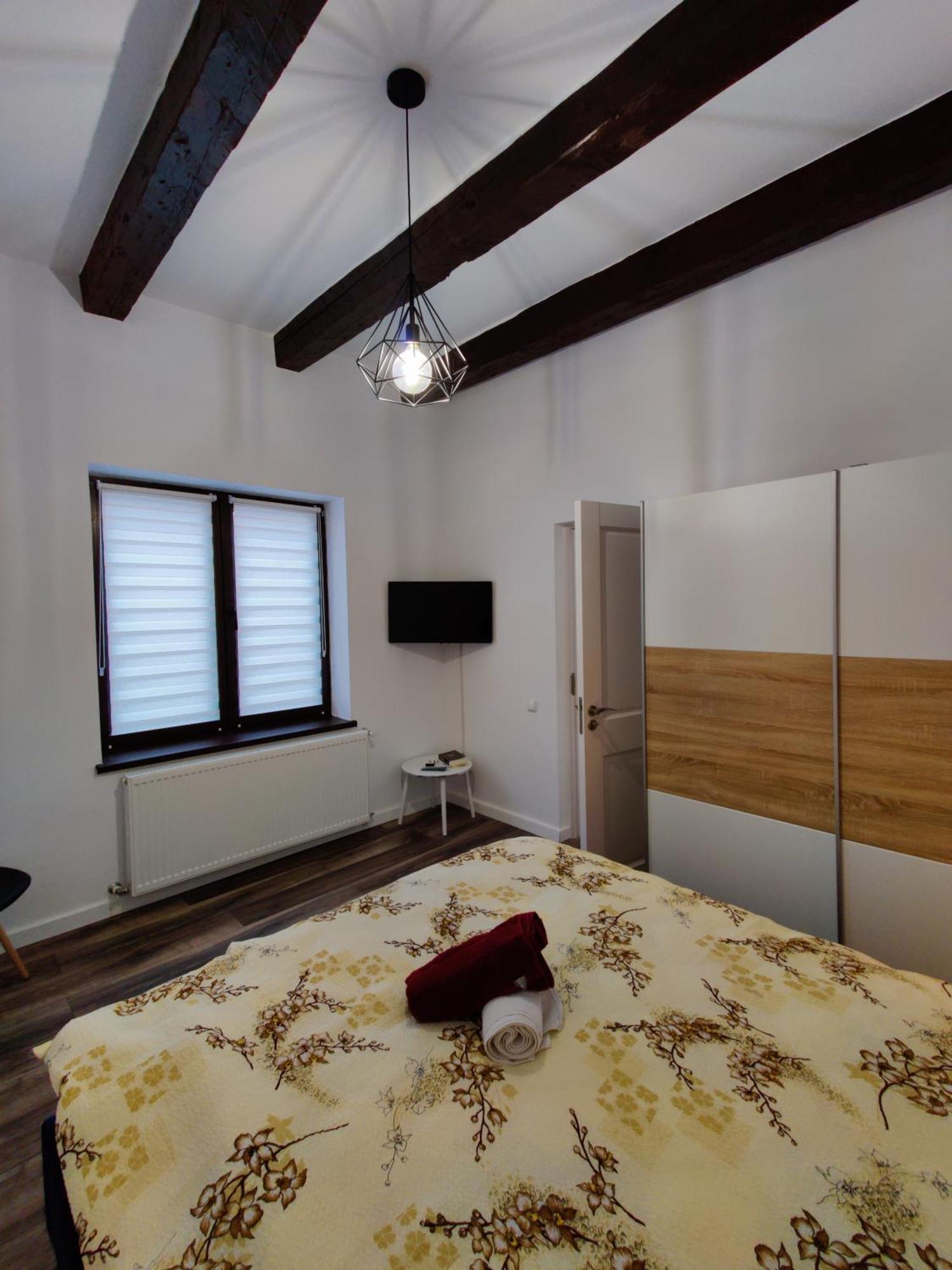 New Residence Brasov Ngoại thất bức ảnh